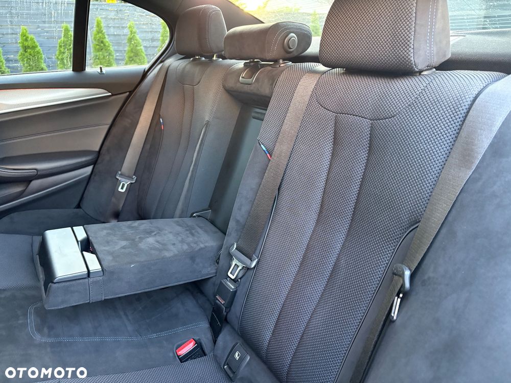 BMW Seria 5 530i xDrive M Sport sport - 27