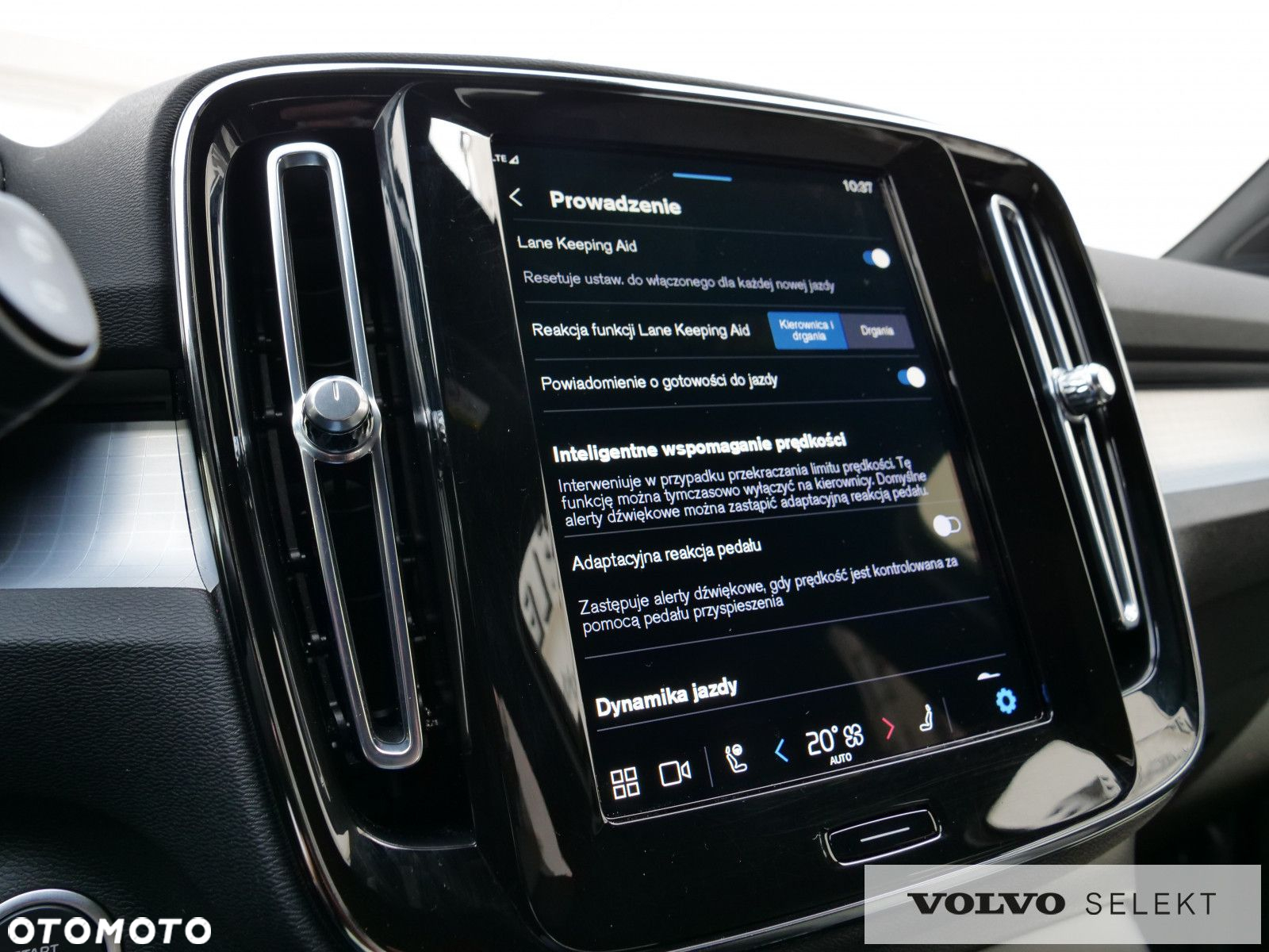 Volvo XC 40 - 27