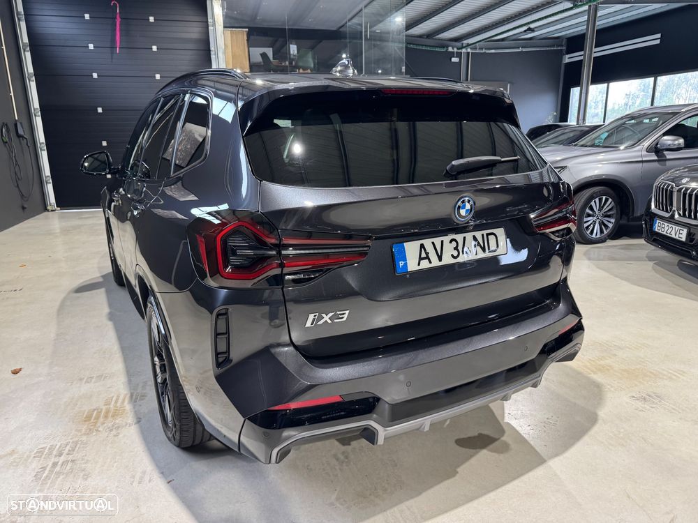 BMW iX3 M Sport Impressive - 9