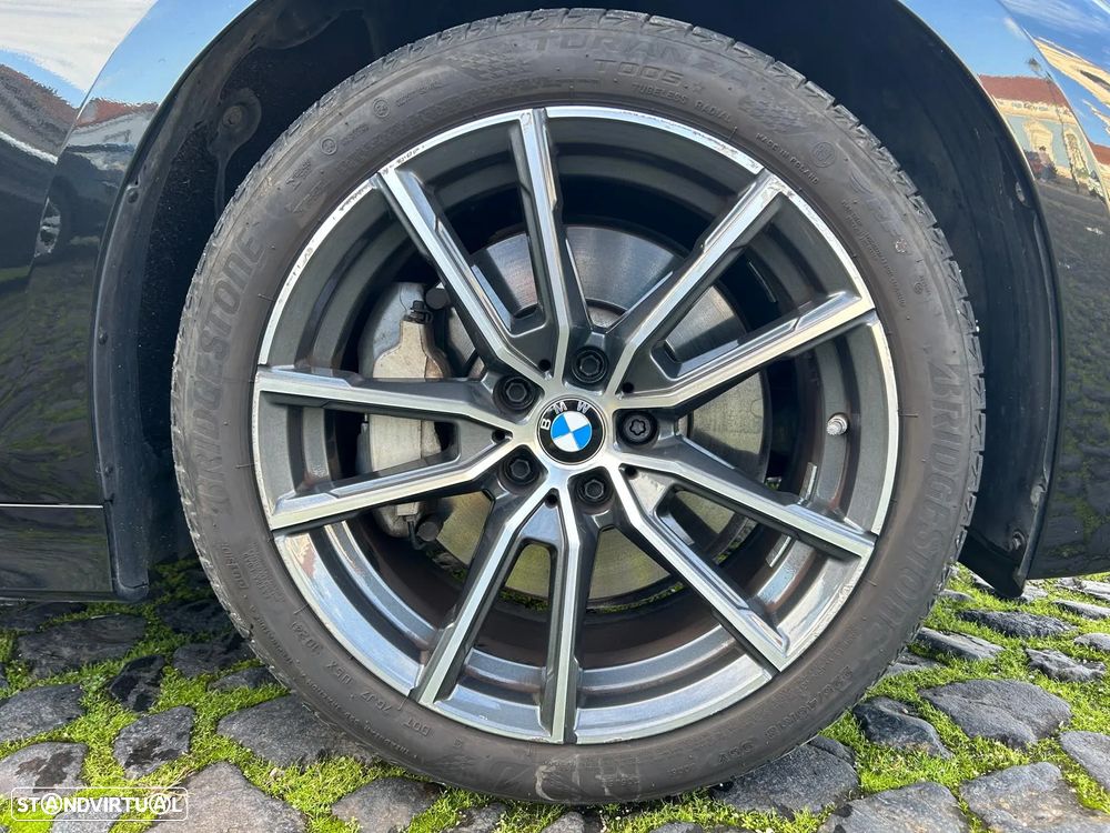 BMW 330 e Line Sport Auto - 14