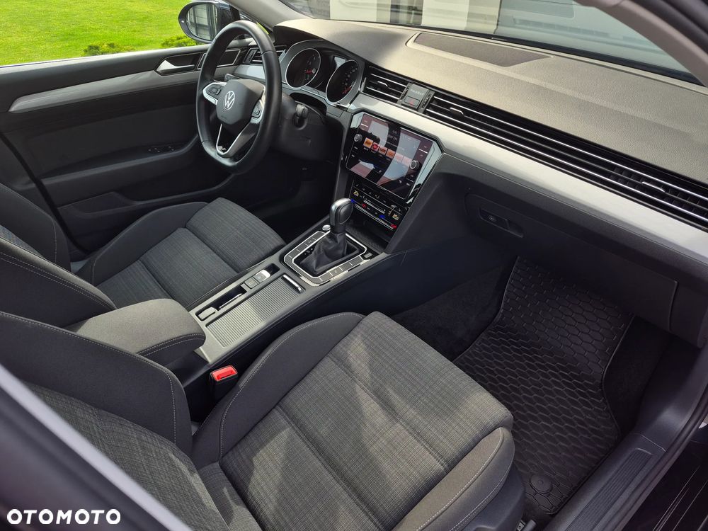 Volkswagen Passat 2.0 TSI Business DSG - 12
