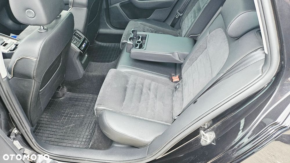 Skoda Superb 2.0 TDI SCR 4x4 Scout DSG - 27