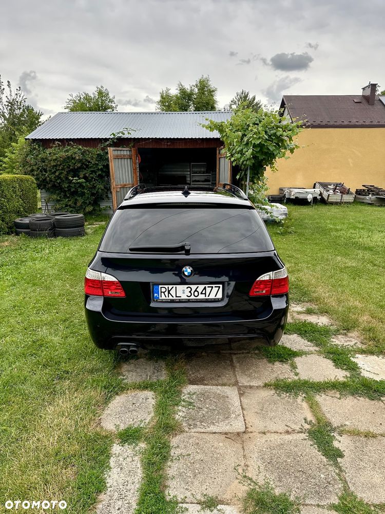 BMW Seria 5 525d - 6
