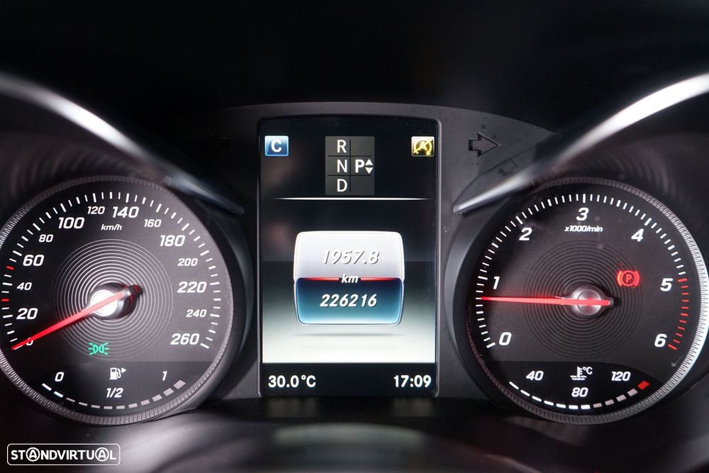Mercedes-Benz C 200 d Avantgarde Aut. - 28