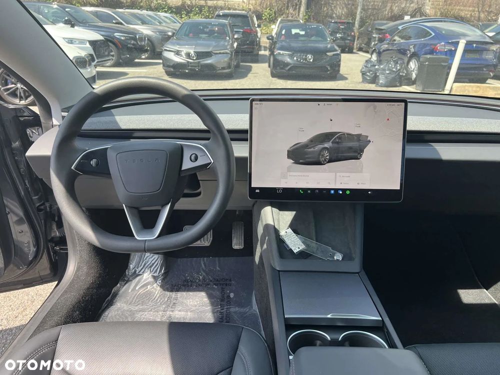 Tesla Model 3 - 17