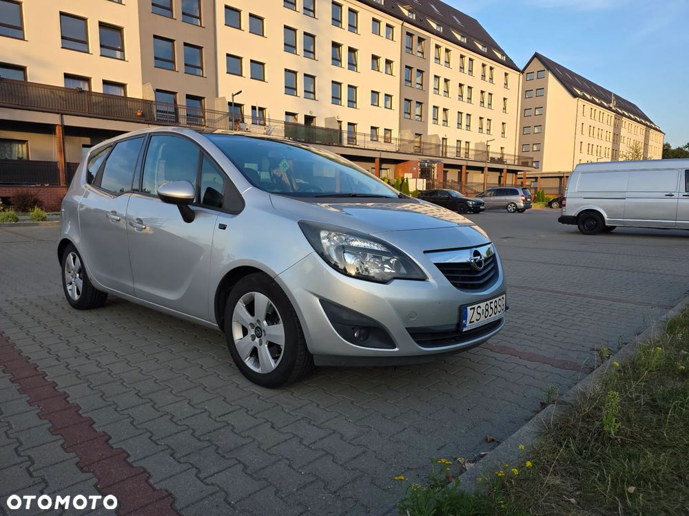 Opel Meriva 1.4 T Cosmo - 3