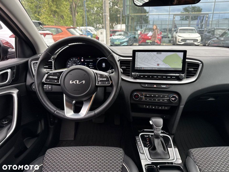 Kia XCeed - 15