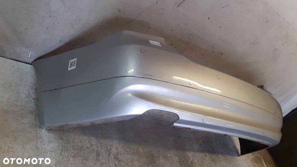 ^ ZDERZAK TYŁ TYLNY BMW E90 SEDAN TITANSILBER SRERBNY PDC CZUJNIKI - 4
