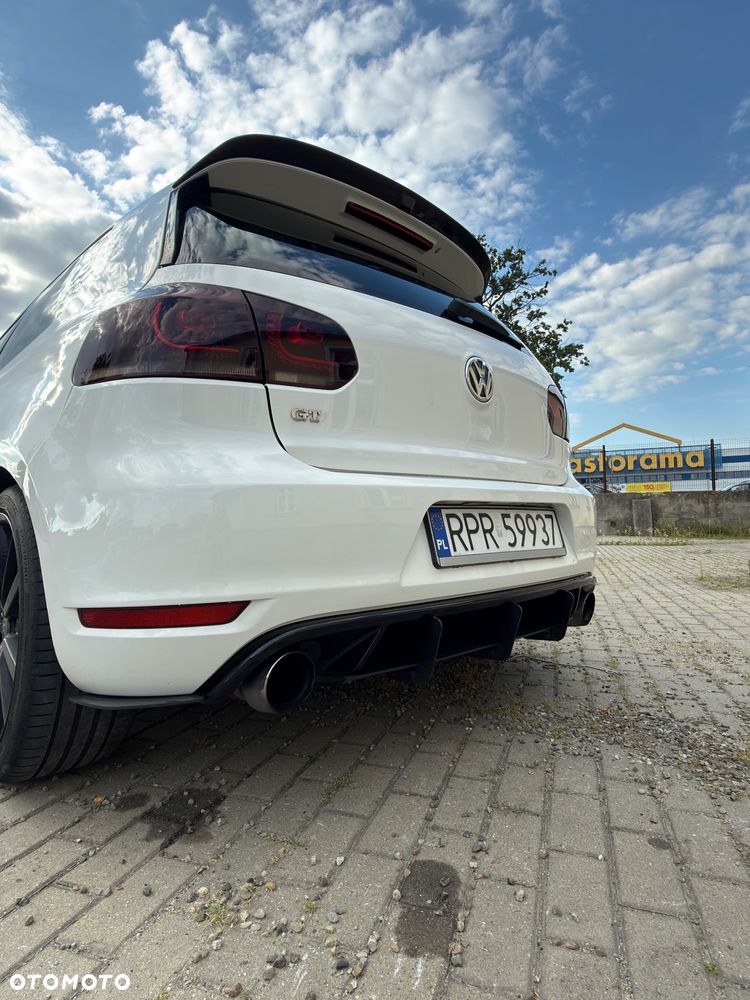 Volkswagen Golf 2.0 GTI - 16