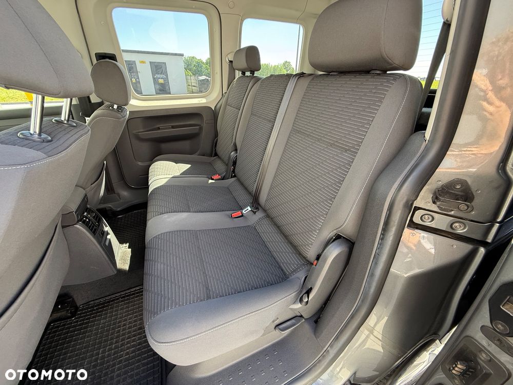 Volkswagen Caddy - 23