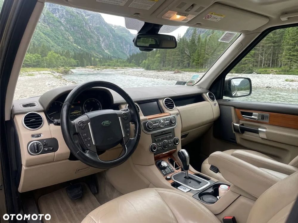 Land Rover Discovery 3.0D V6 HSE - 5