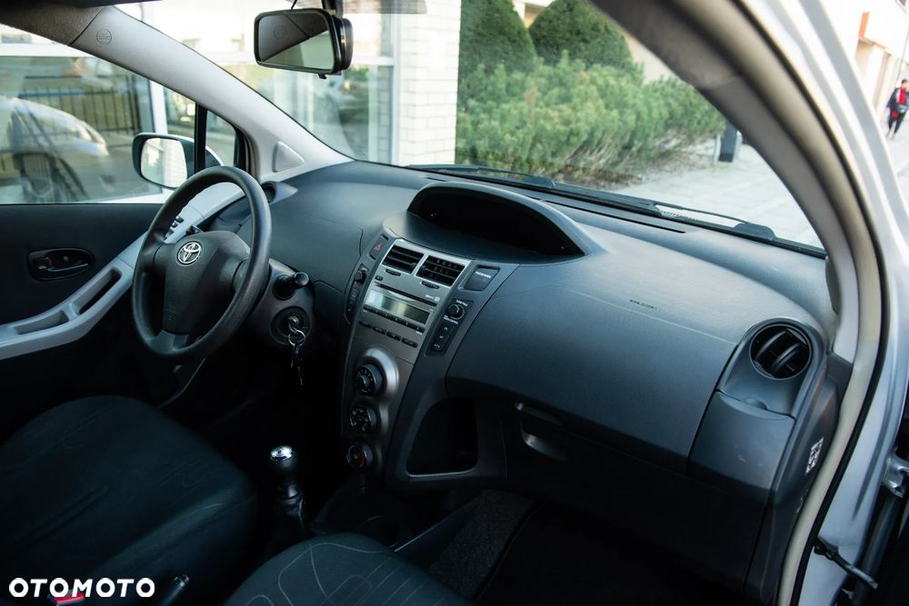 Toyota Yaris 1.0 VVT-i Comfort - 25
