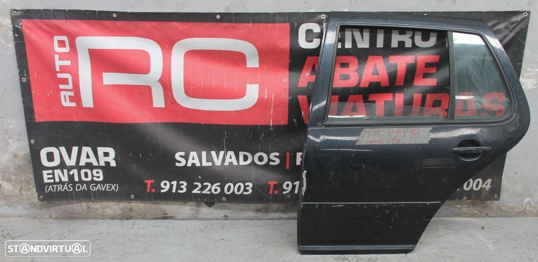 Porta de Trás do Lado Esquerdo Volkswagen Golf  IV de 2000 - 1