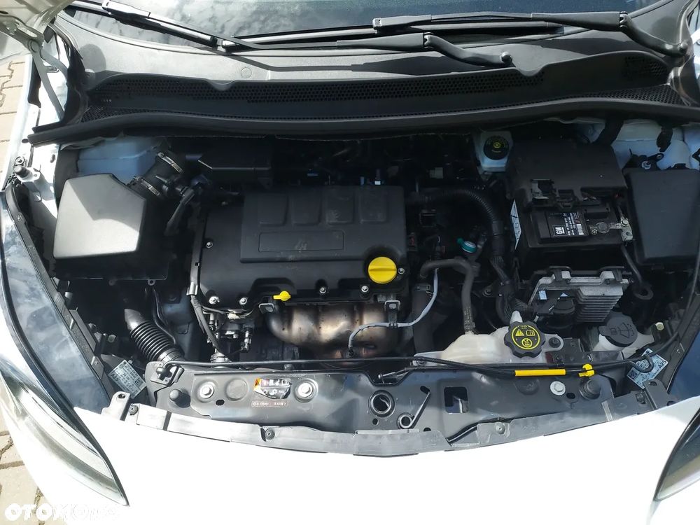 Opel Corsa 1.4 Color Edition S&S - 9