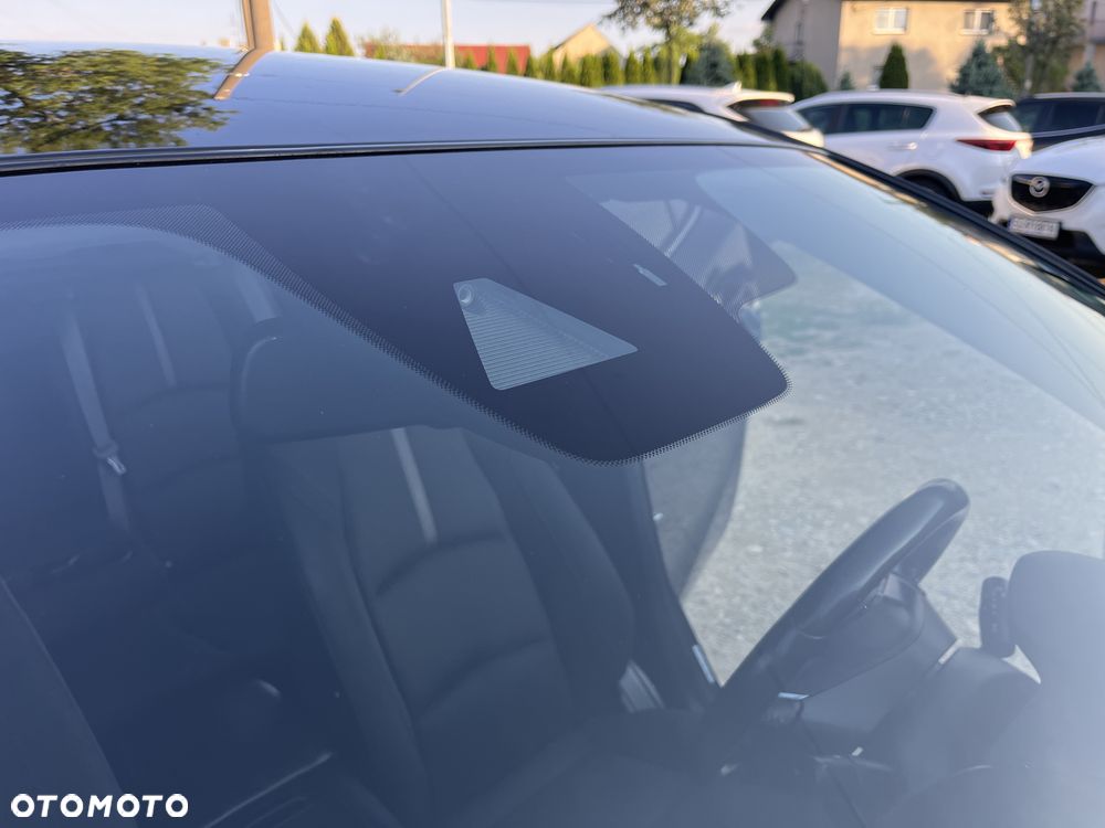 Mazda 3 SKYACTIV-G 120 KIZOKU - 33