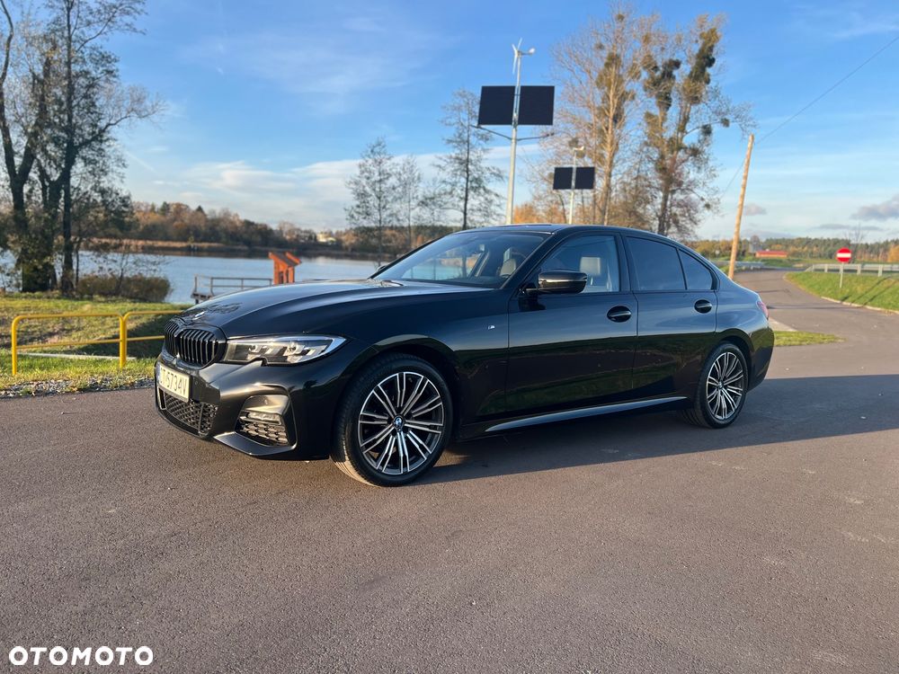 BMW Seria 3 318d M Sport Shadow - 1