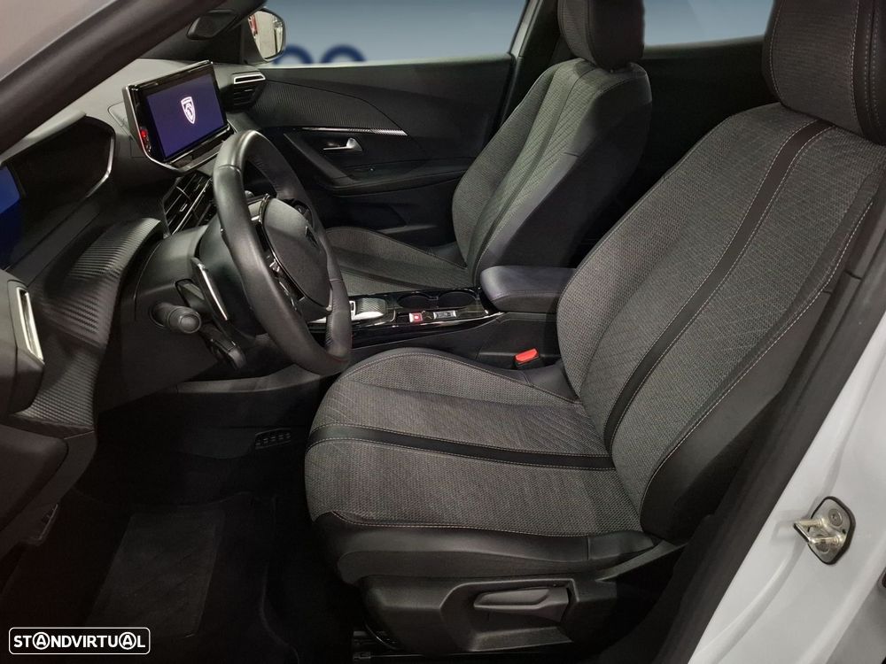 Peugeot 2008 1.2 Hybrid Allure e-DCS6 - 13