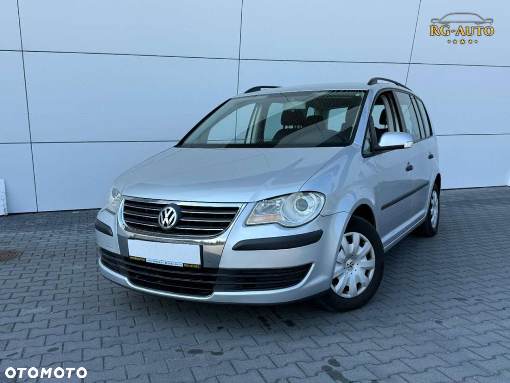 Volkswagen Touran - 14