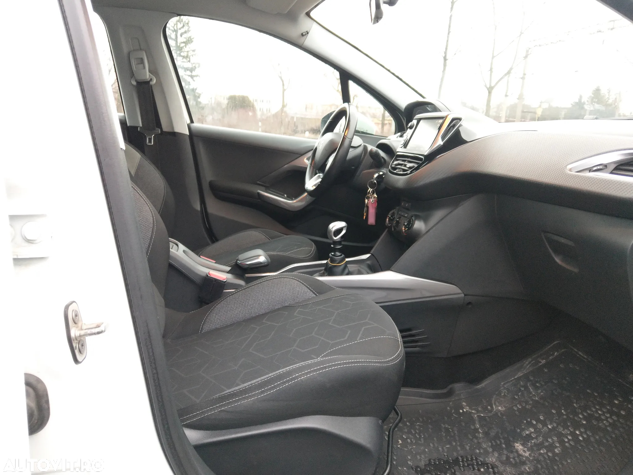 Peugeot 2008 1.5 BlueHDI FAP Active - 11