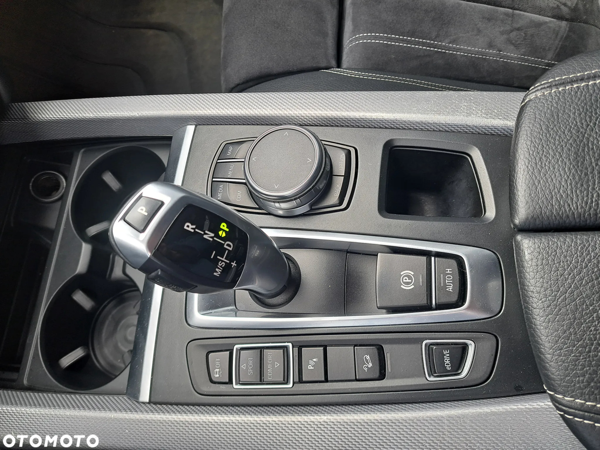 BMW X5 xDrive40e - 28