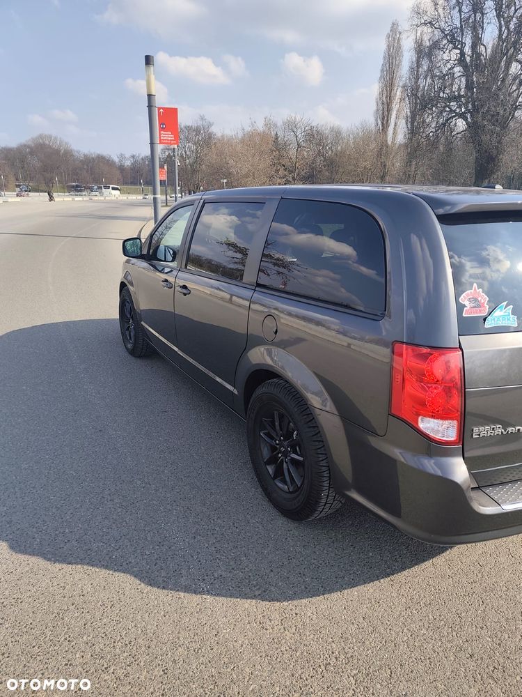 Dodge Grand Caravan 3.6 R/T - 3