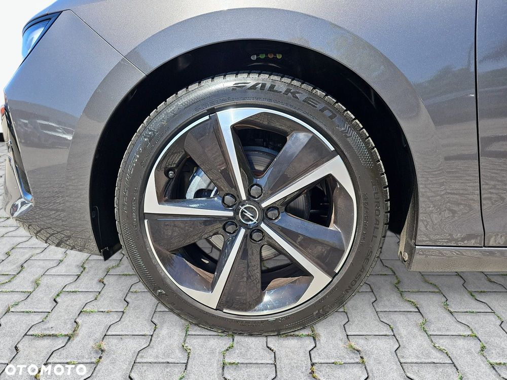 Opel Astra 1.2 T GS S&S - 9
