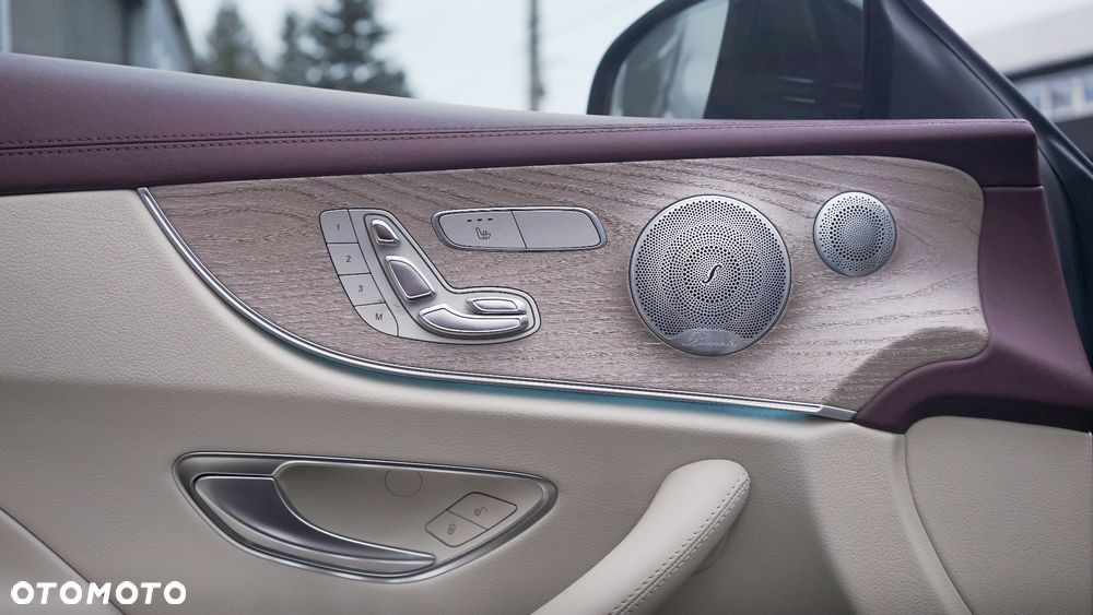 Mercedes-Benz Klasa E - 19