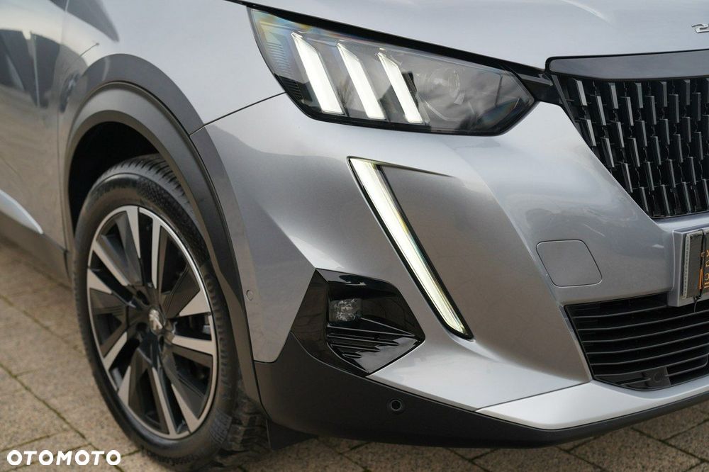 Peugeot 2008 - 6