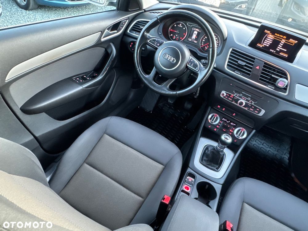 Audi Q3 - 22