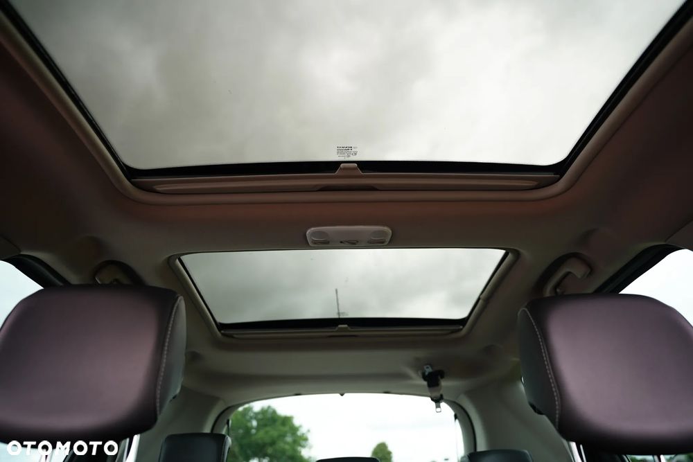 Renault Scenic 1.5 dCi Bose - 11