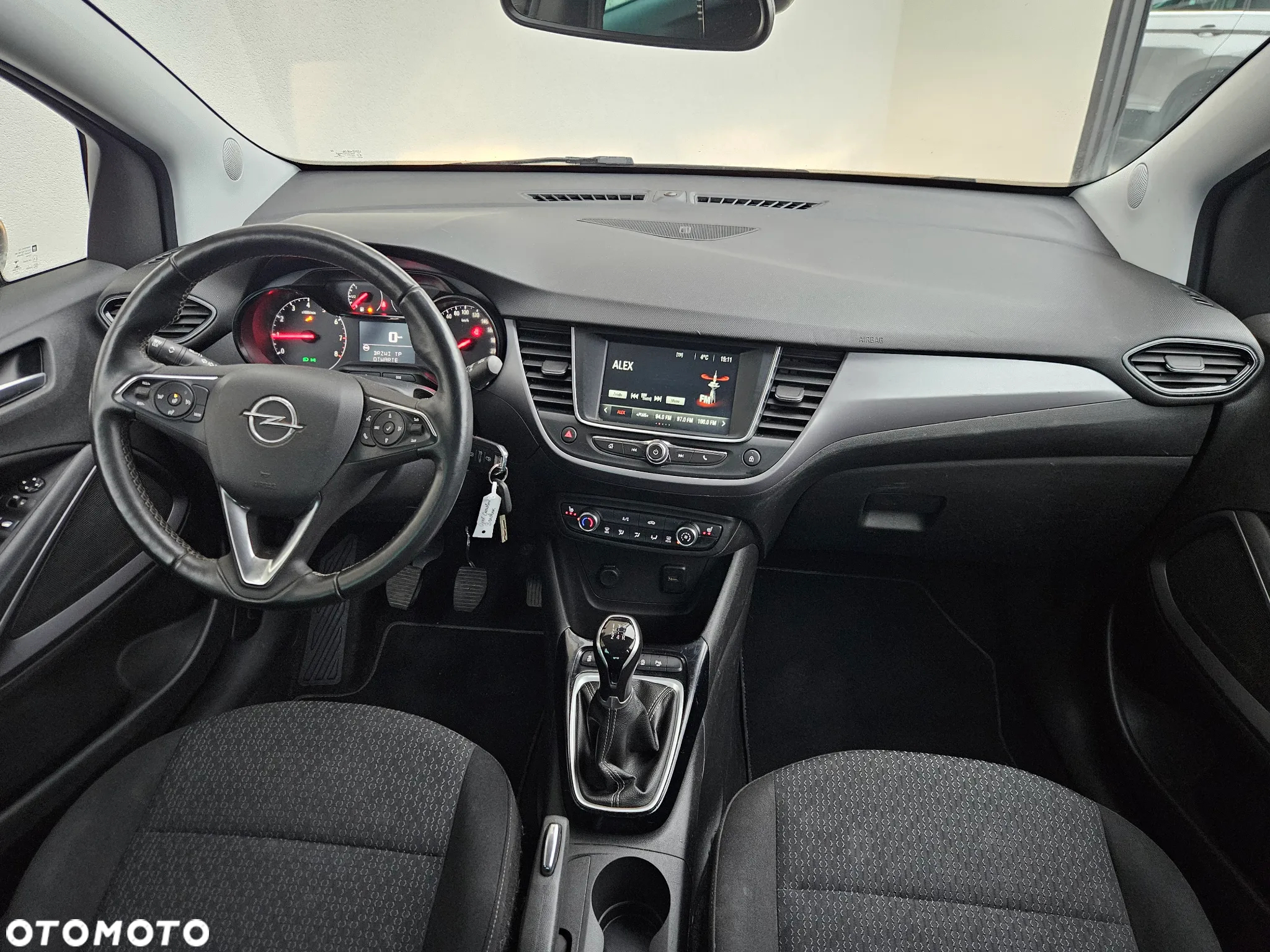 Opel Crossland X - 9