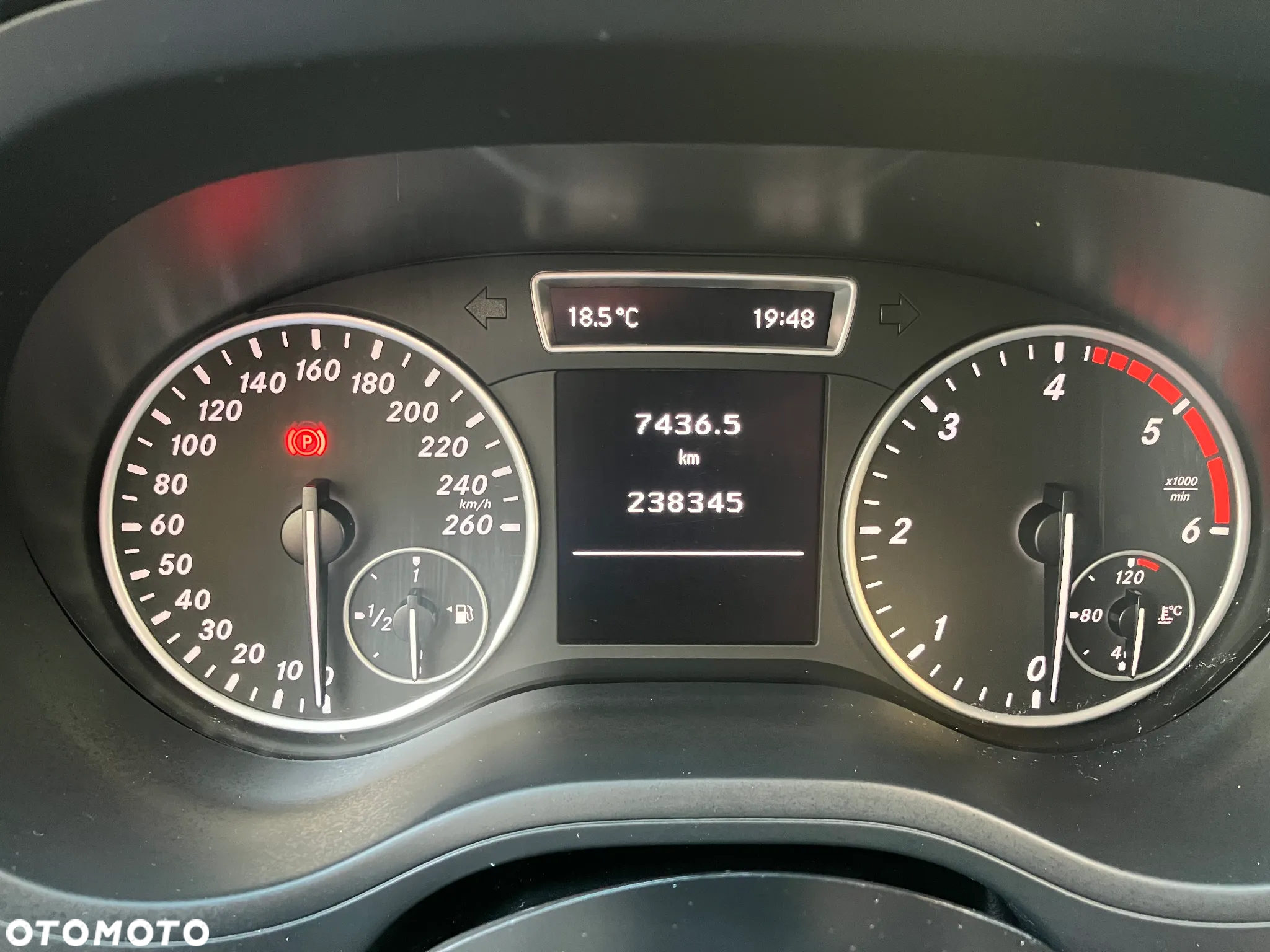 Mercedes-Benz Klasa B 200 CDI - 4