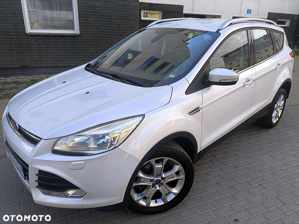 Ford Kuga 2.0 TDCi 2x4 Titanium - 15