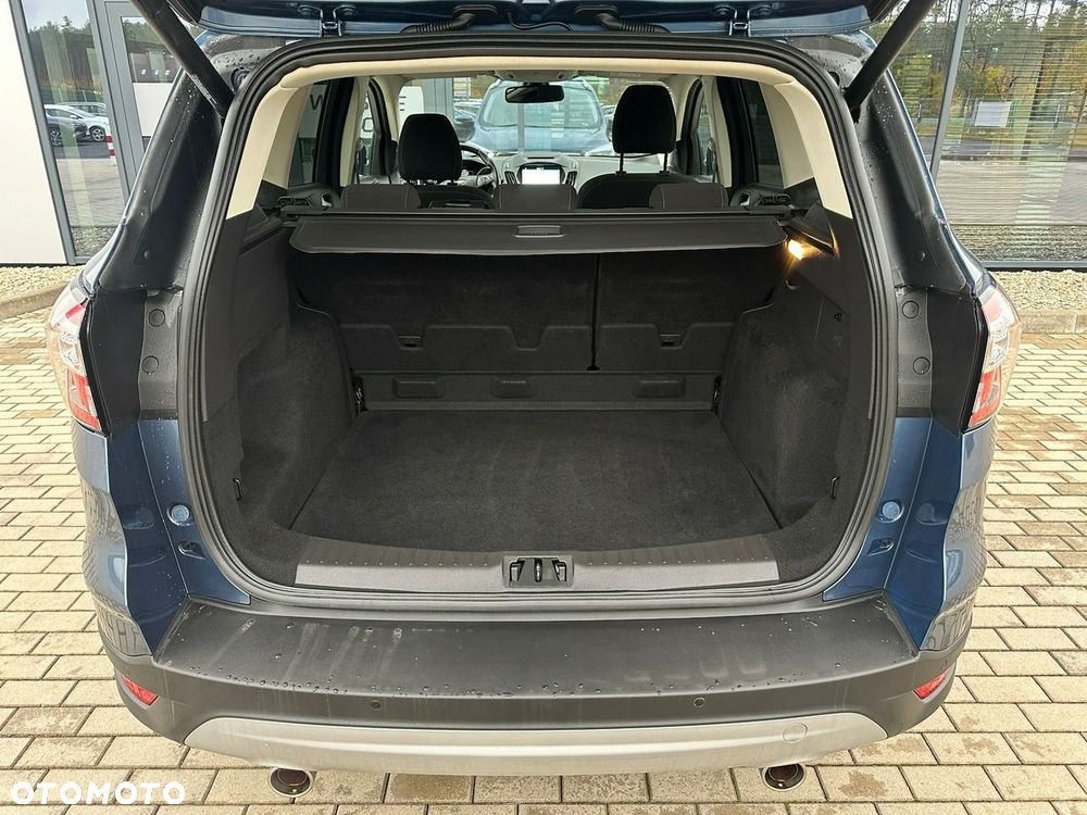 Ford Kuga 1.5 EcoBoost 2x4 Trend - 30