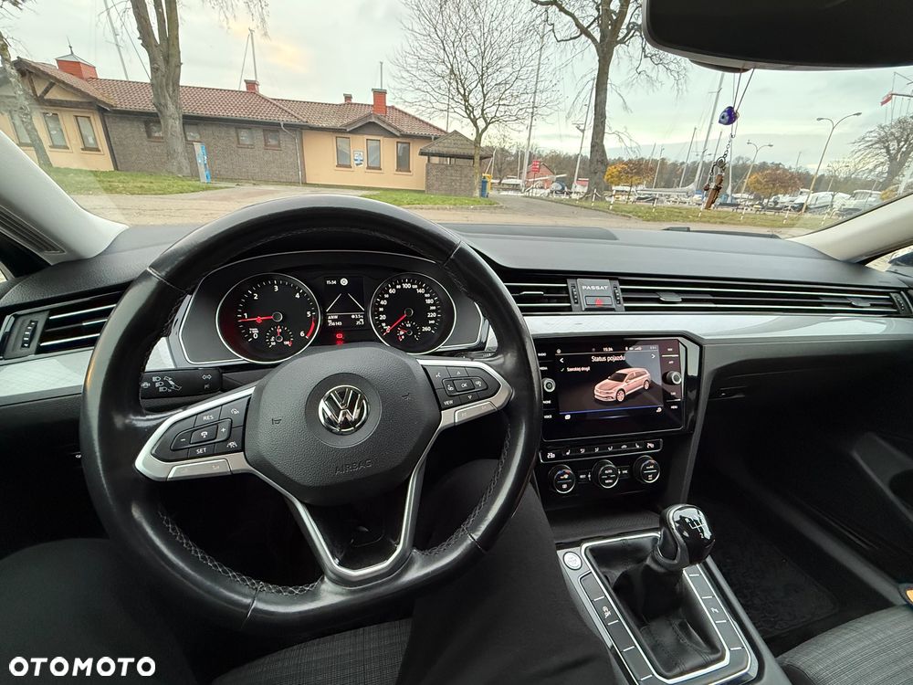 Volkswagen Passat 2.0 TDI BMT Comfortline - 16