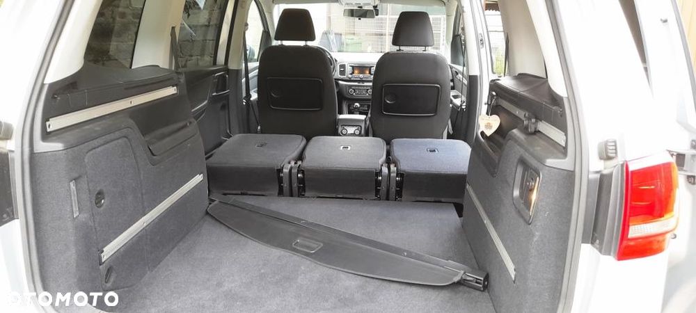 Volkswagen Sharan 2.0 TDI BlueMotion Technology Trendline - 16
