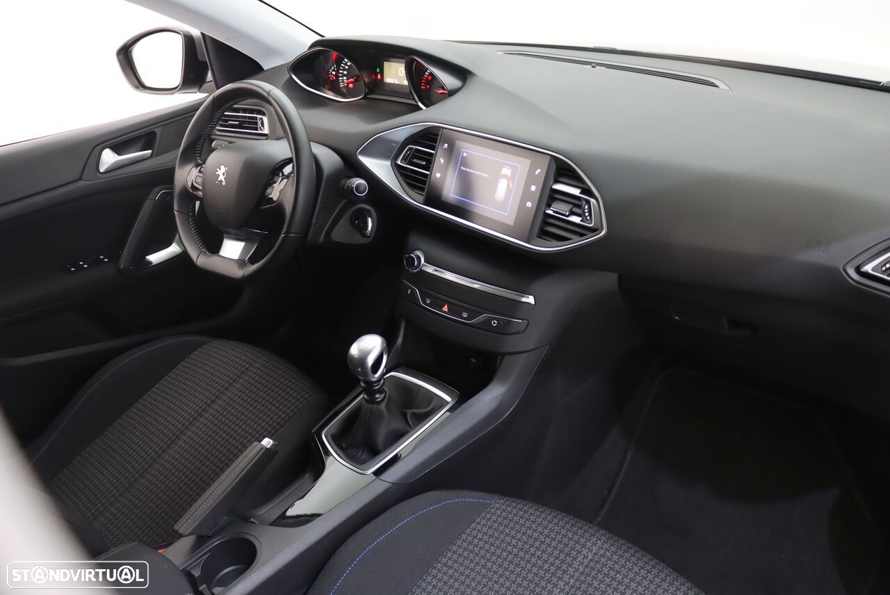 Peugeot 308 SW 1.2 PureTech Style - 5
