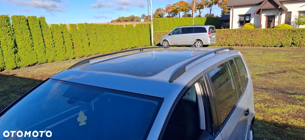 Volkswagen Touran 1.6 TDI DPF Trendline DSG - 22