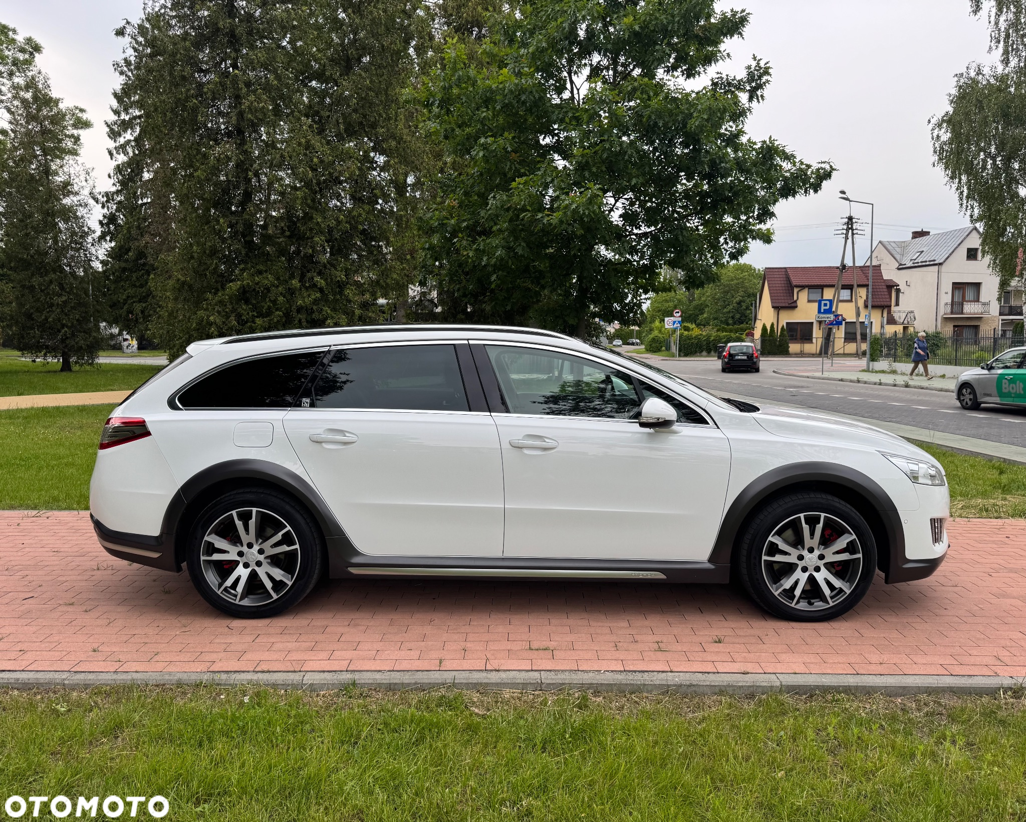 Peugeot 508 RXH 2.0 HDi HYbrid4 - 13