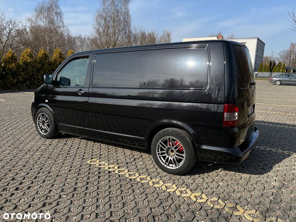 Volkswagen Transporter - 2