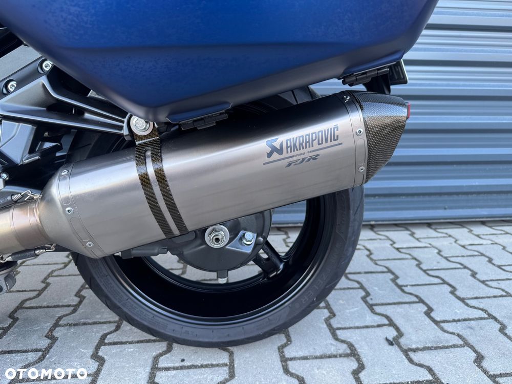 Yamaha FJR - 13