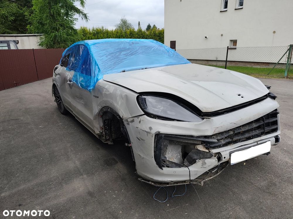 Porsche Cayenne S E-Hybrid Tiptronic S - 2
