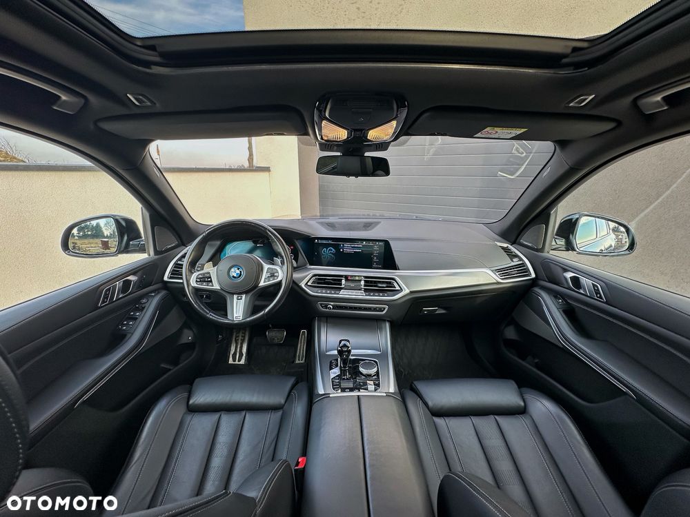 BMW X5 xDrive45e - 24