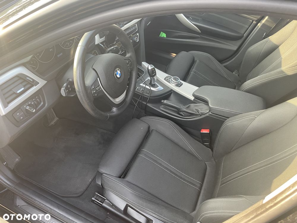 BMW Seria 3 318i - 17
