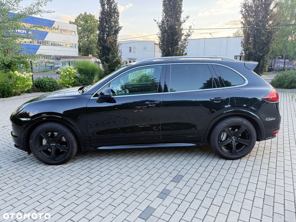 Porsche Cayenne - 5