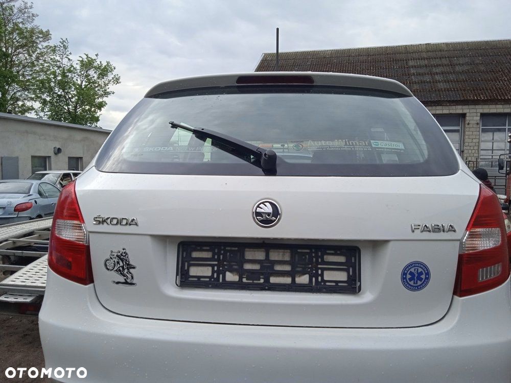 Klapa Bagażnika Skoda Fabia II Kombi LF9E - 1