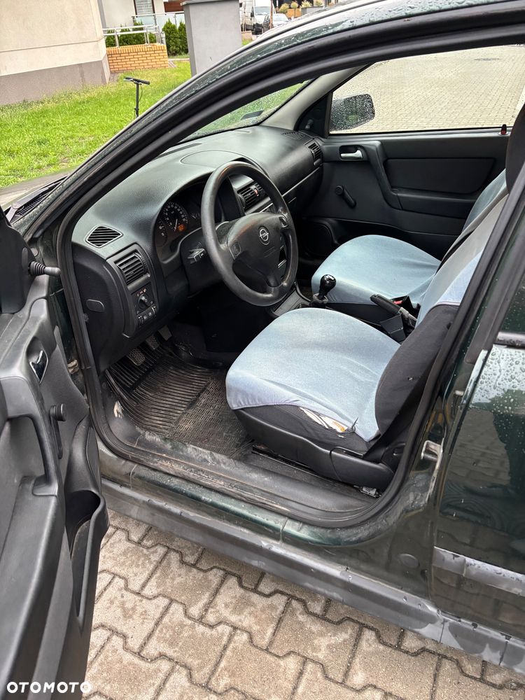 Opel Astra - 10
