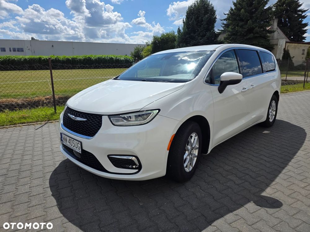 Chrysler Pacifica - 3