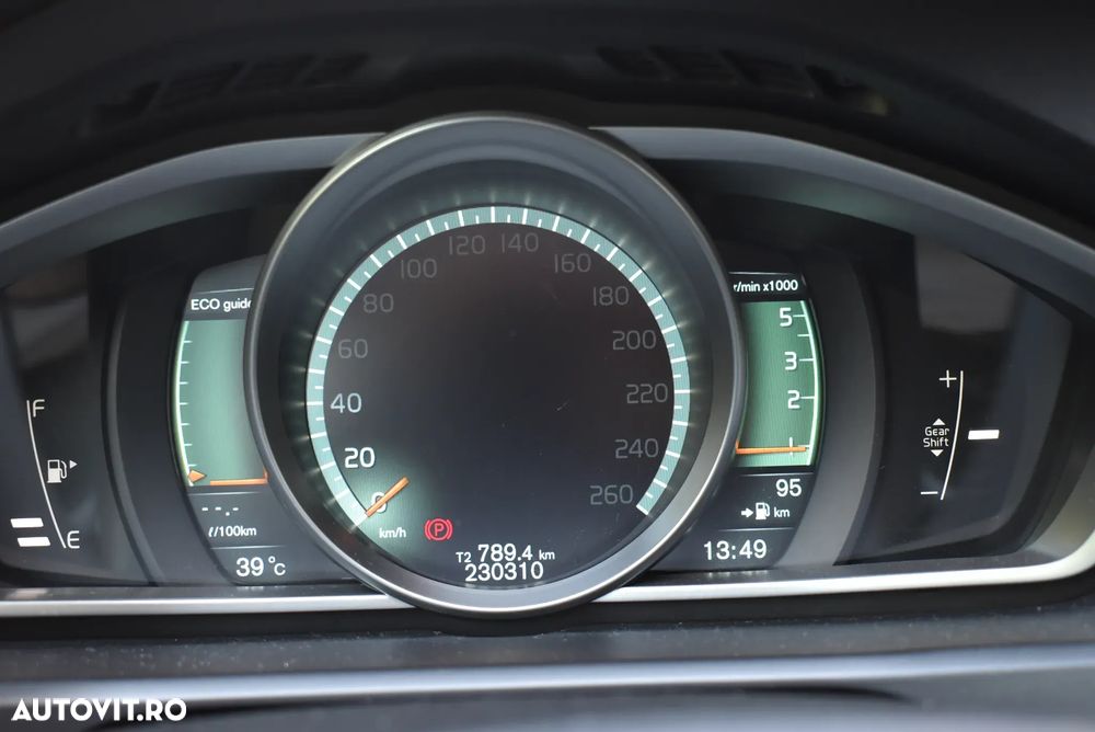 Volvo V40 D2 - 20