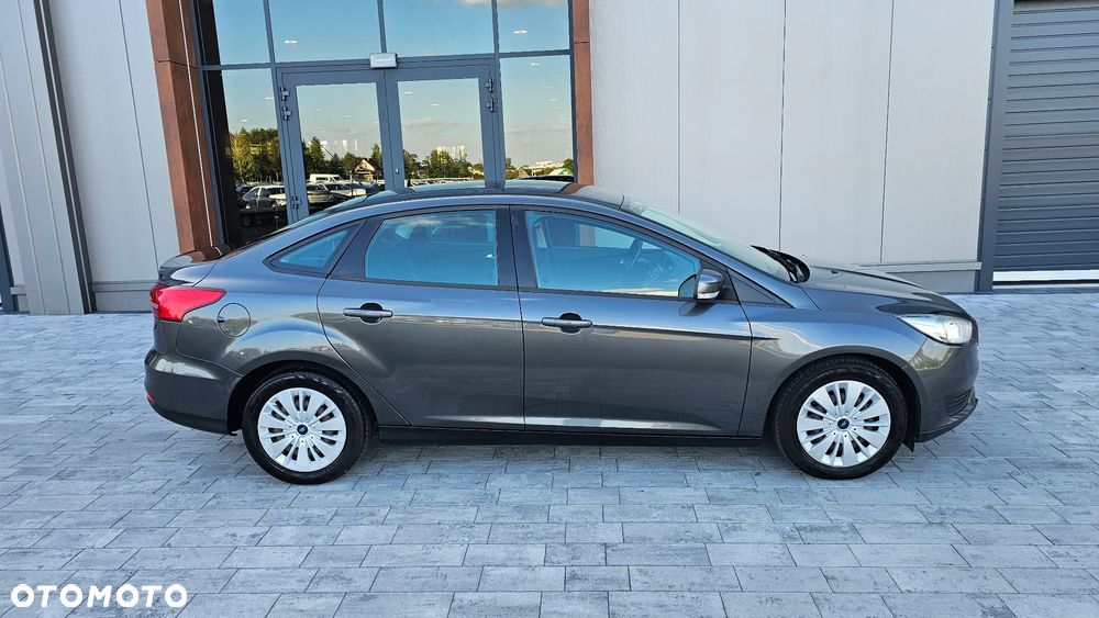 Ford Focus 1.6 Trend - 6